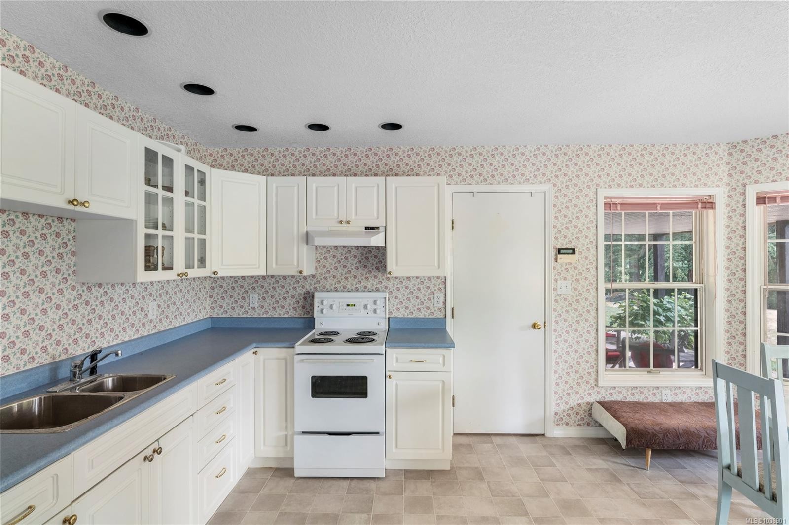 1662 Stamps Rd, Cowichan Bay, BC