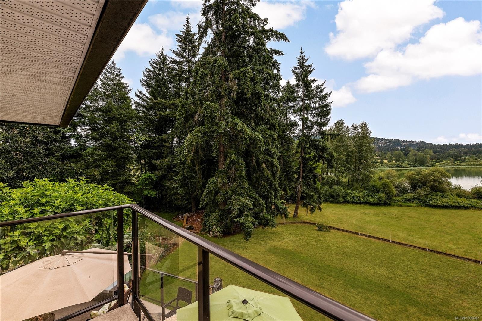 1662 Stamps Rd, Cowichan Bay, BC