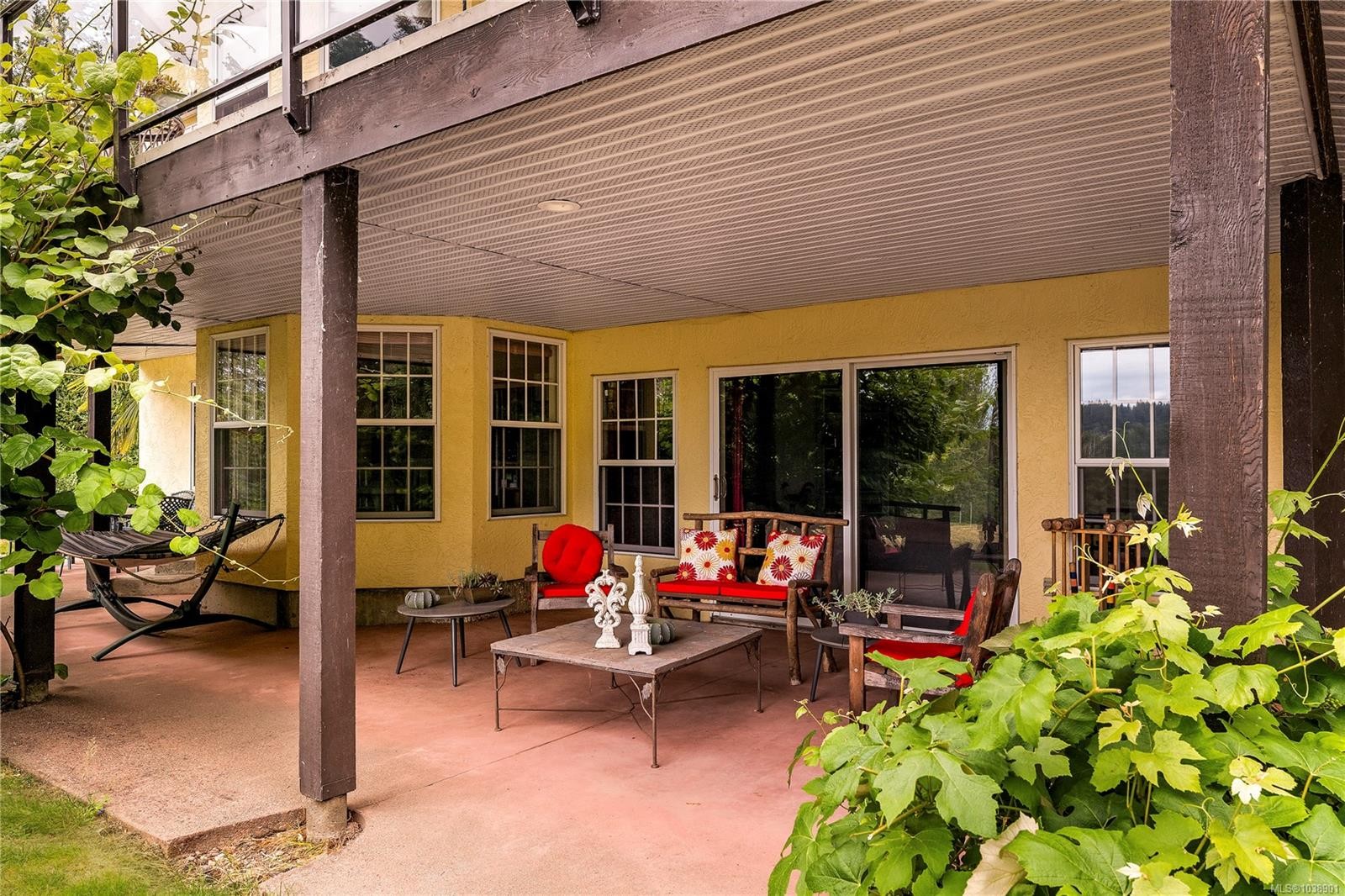 1662 Stamps Rd, Cowichan Bay, BC