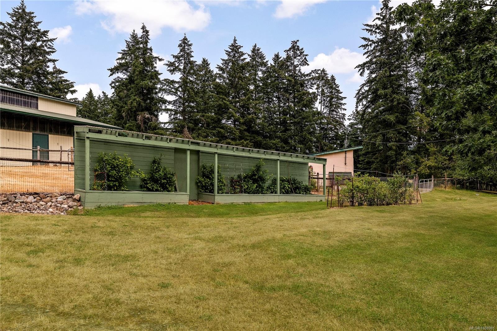 1662 Stamps Rd, Cowichan Bay, BC