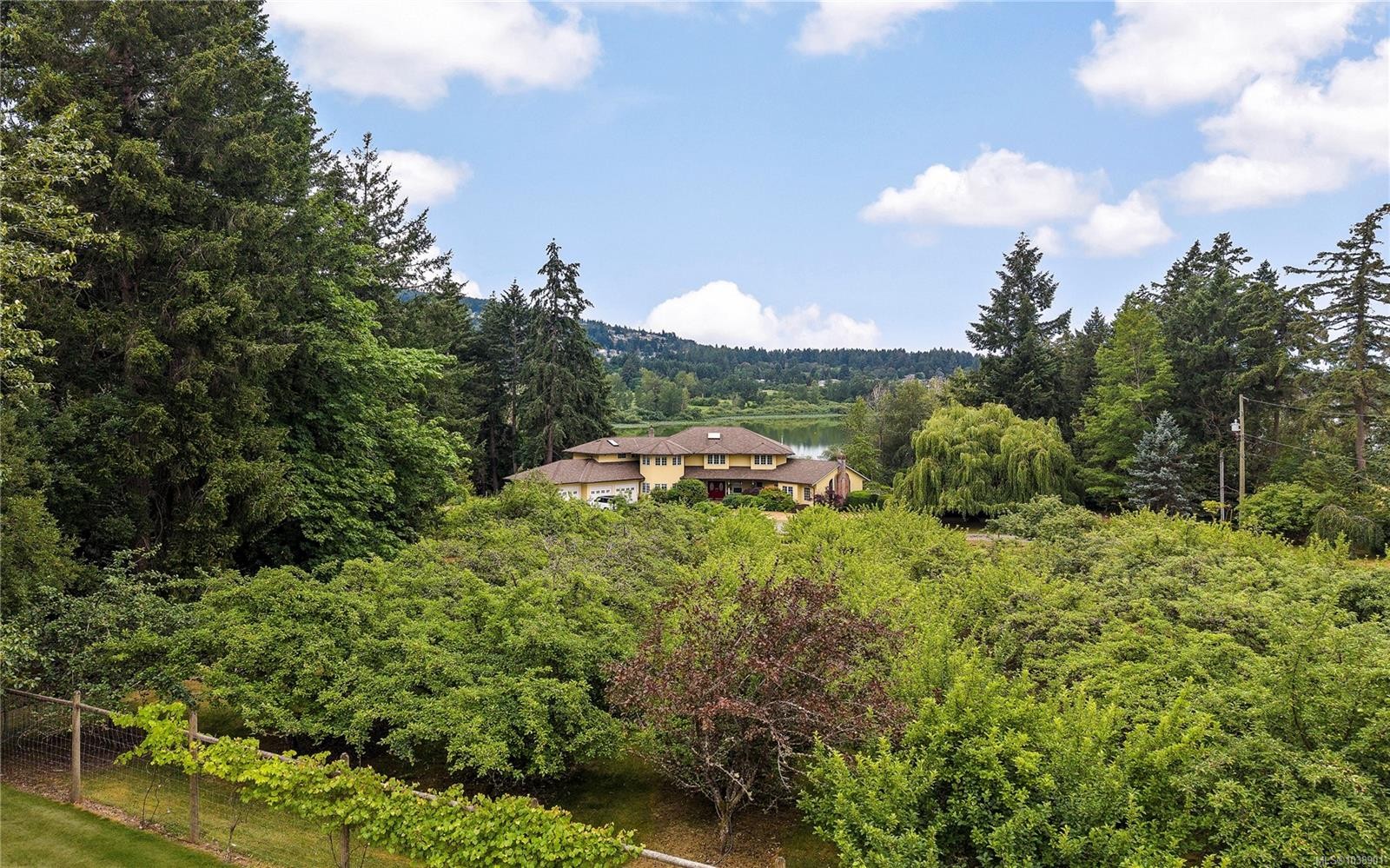 1662 Stamps Rd, Cowichan Bay, BC