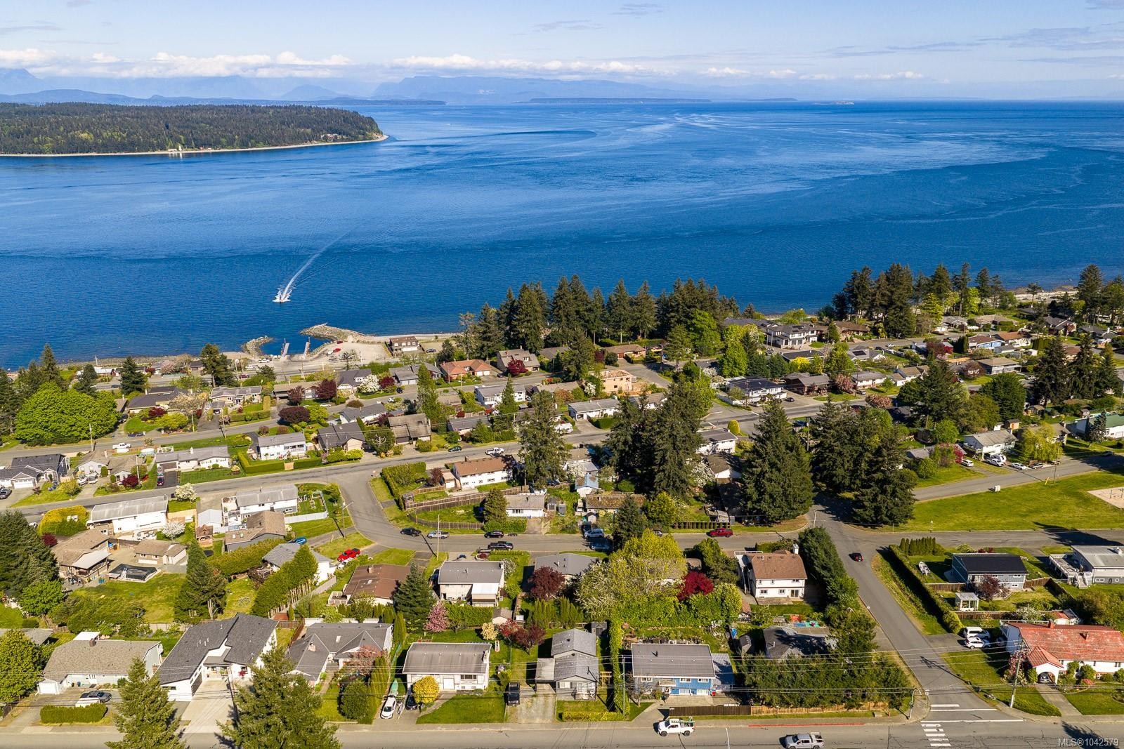 1068 Ruby Rd, Campbell River, BC