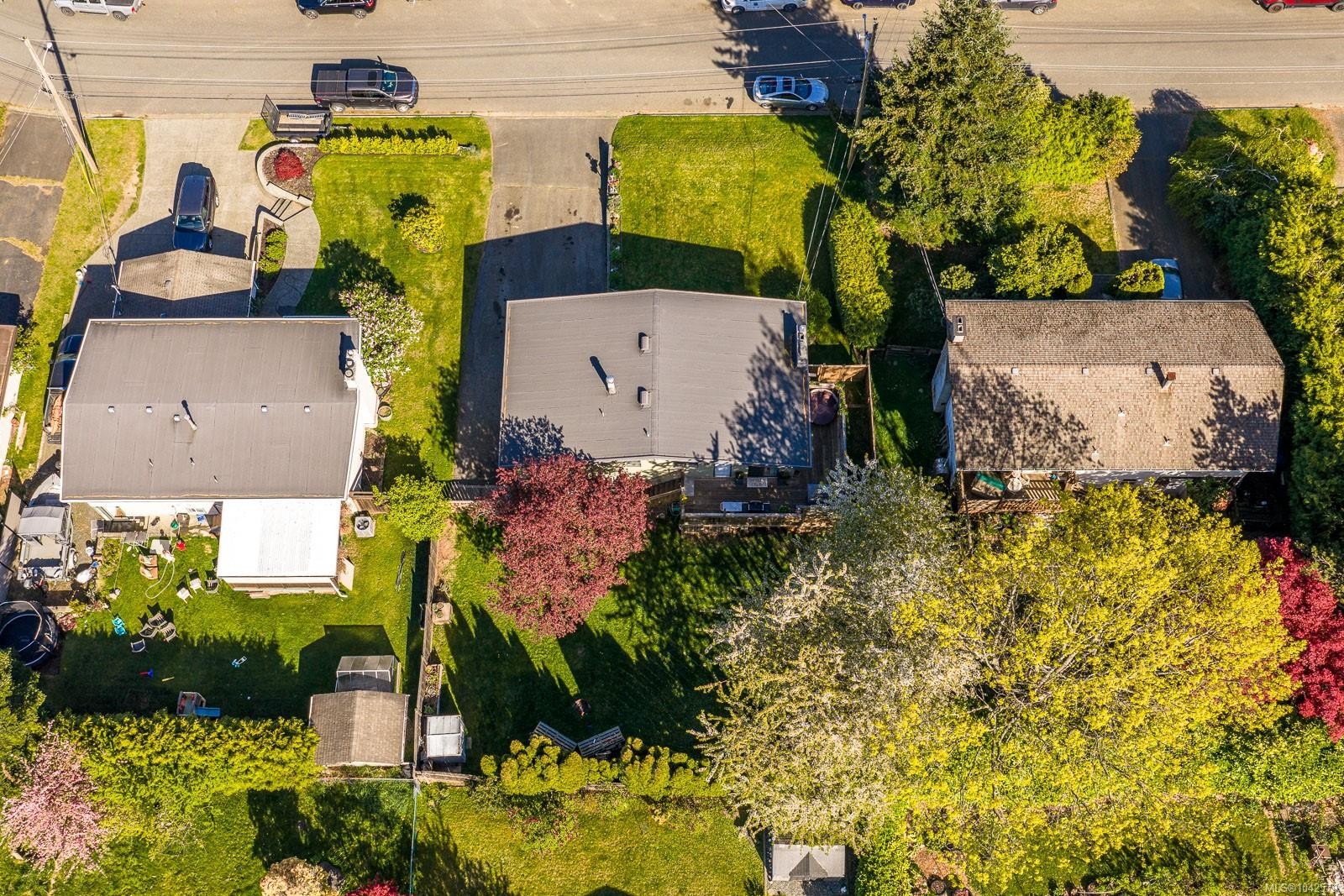 1068 Ruby Rd, Campbell River, BC