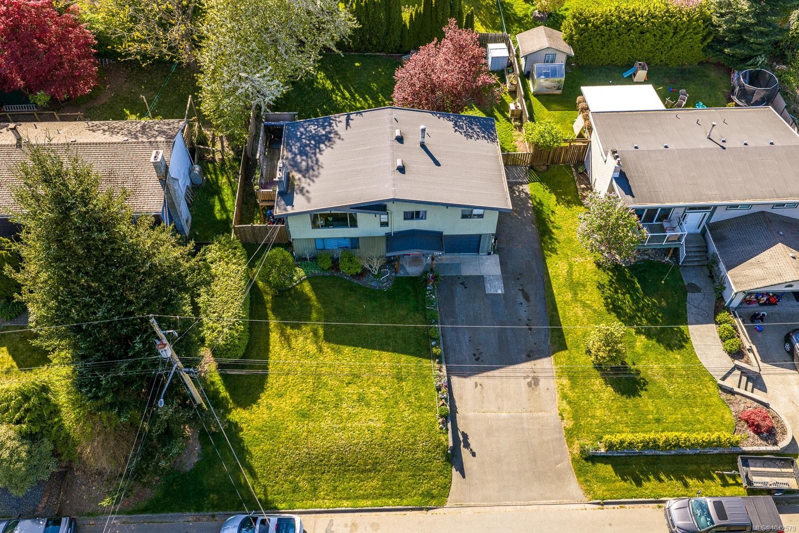 1068 Ruby Rd, Campbell River, BC