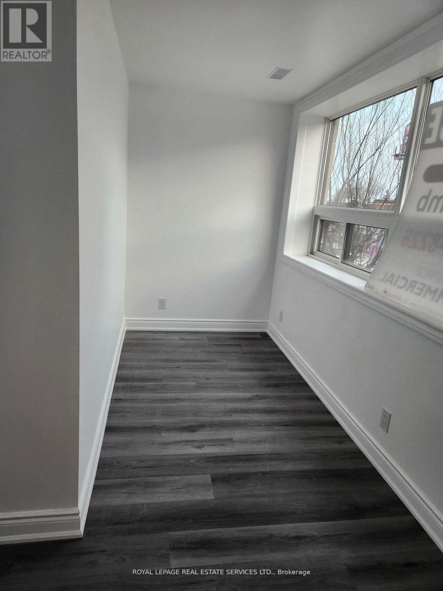 201 - 2820 Danforth Avenue, Toronto, ON
