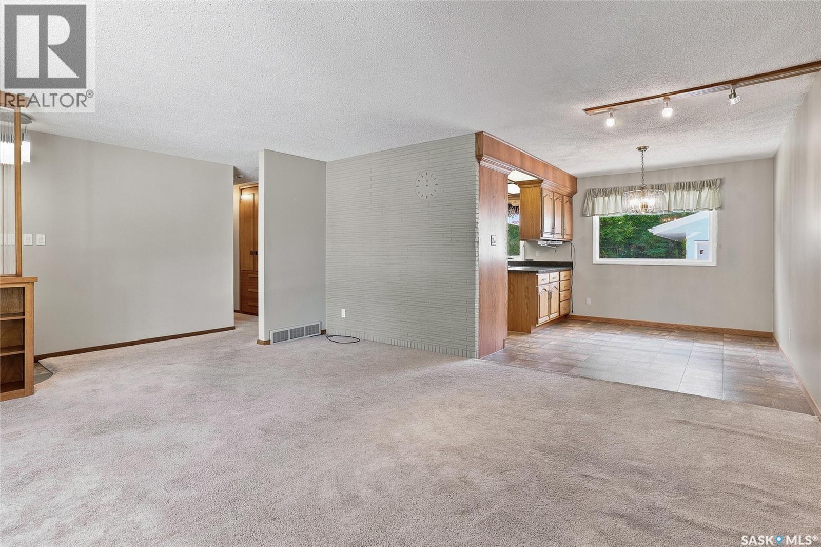 310 Adelaide Street E, Saskatoon, SK