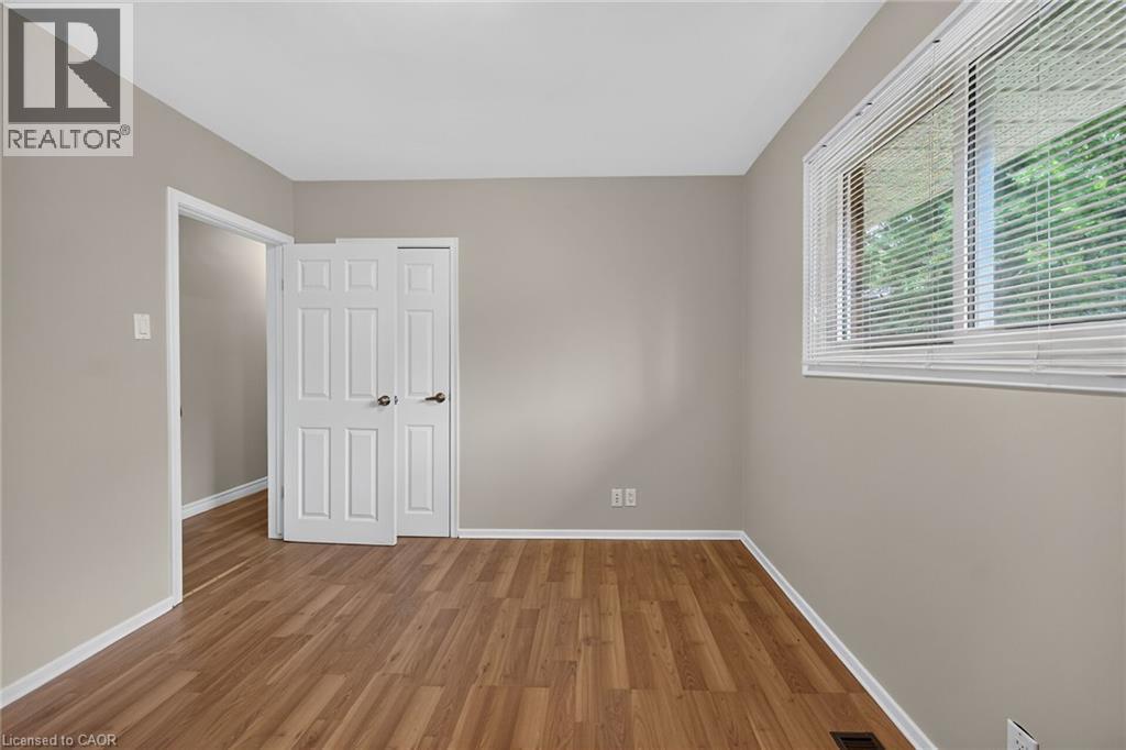 27 Ainslie Avenue, Hamilton, ON