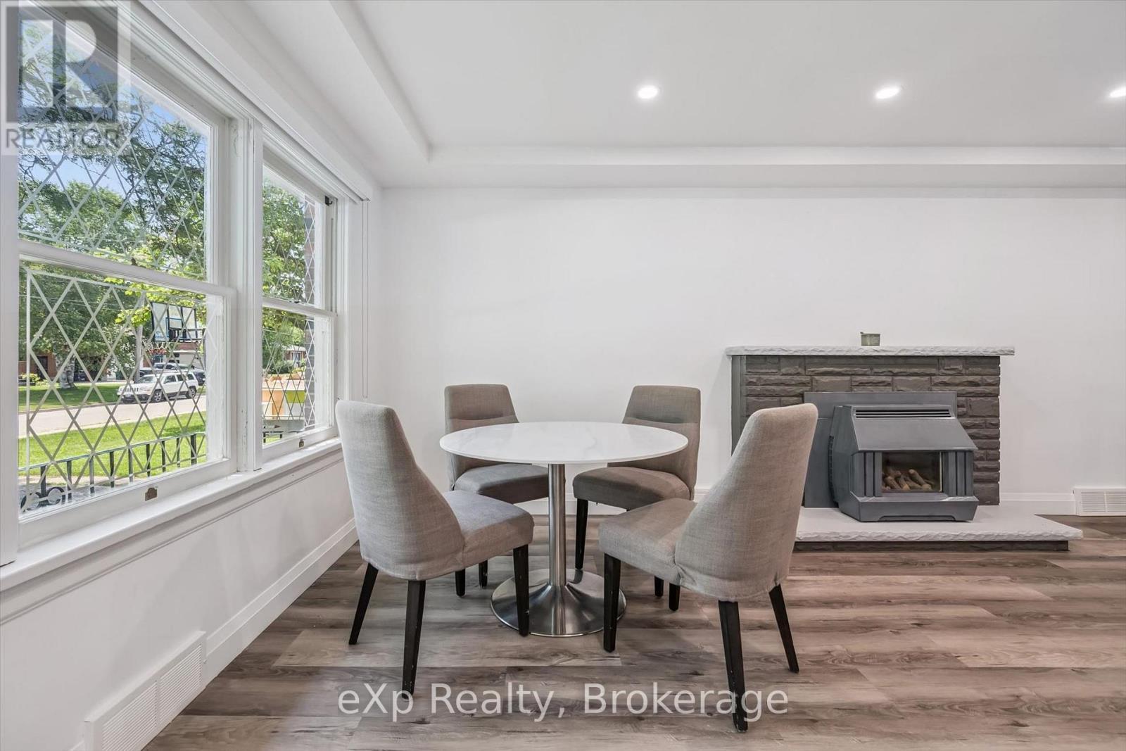 151 Hungerford Road, Cambridge, ON
