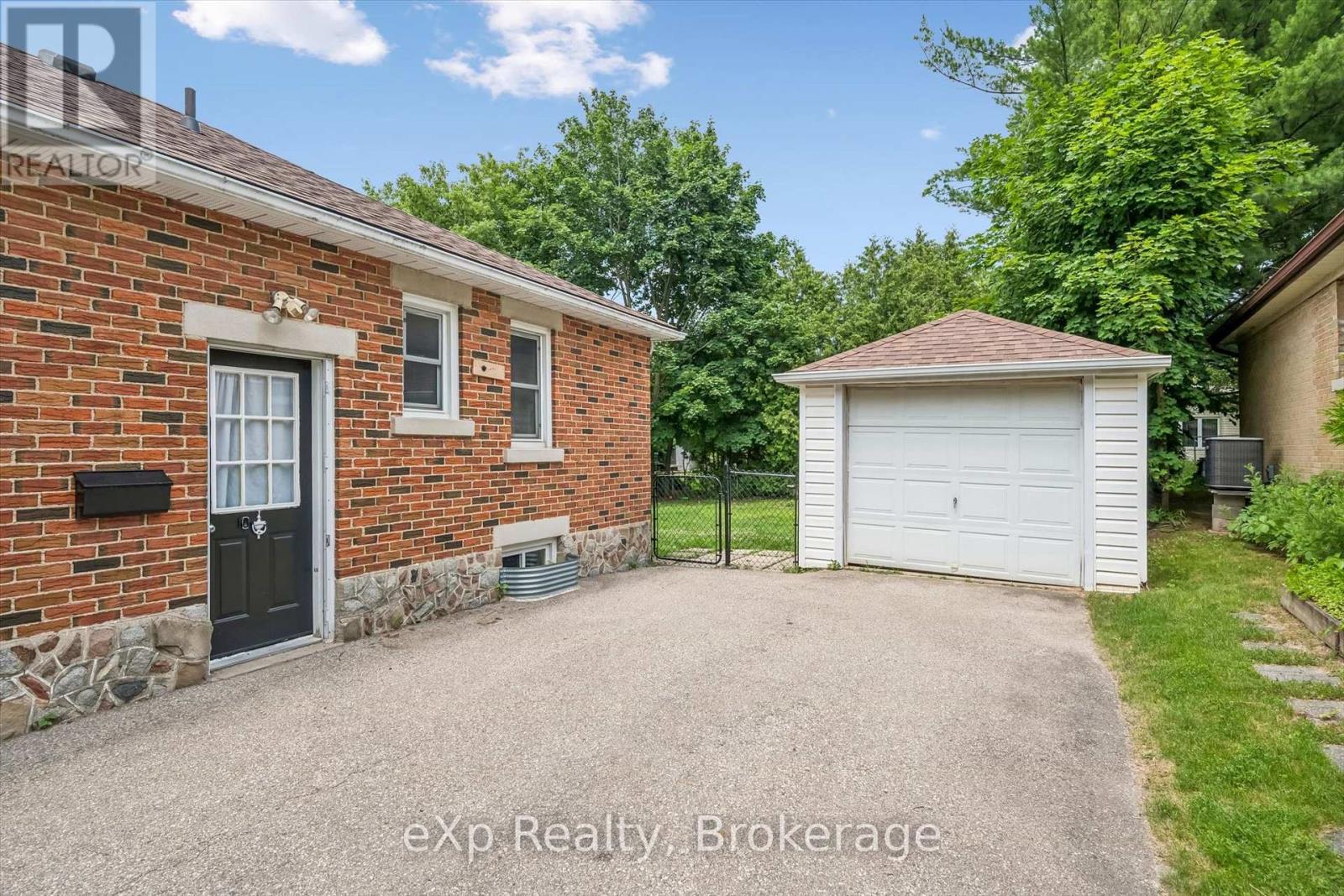 151 Hungerford Road, Cambridge, ON