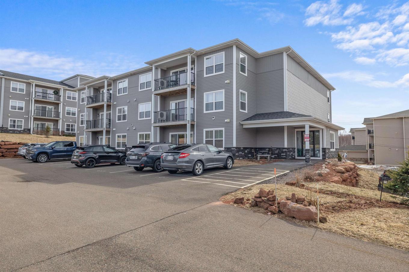 Unit 309 210 Shakespeare Drive, Stratford, PE