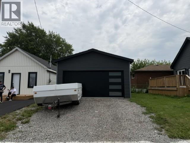 1239 Dunsmure Road, Hamilton, ON