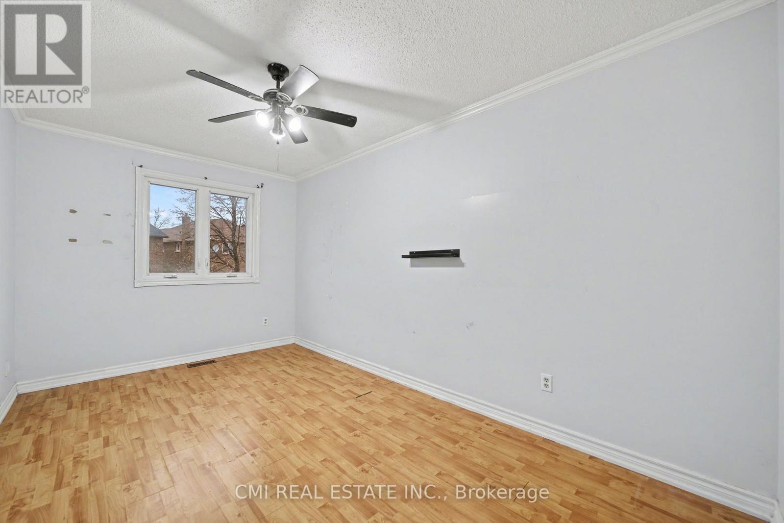 993 Lucerne Crescent, Mississauga, ON