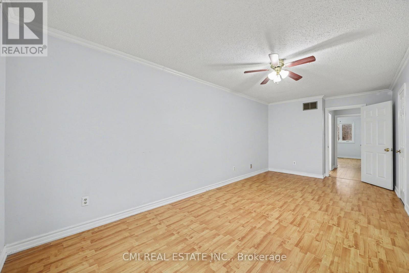 993 Lucerne Crescent, Mississauga, ON