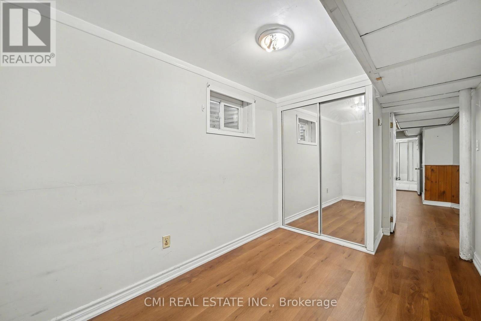 993 Lucerne Crescent, Mississauga, ON