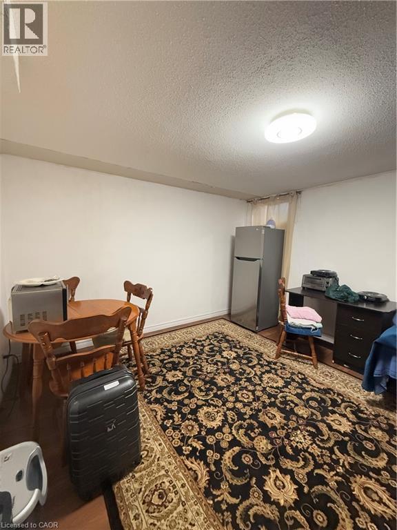 Image quality insufficient for description - 181 Thaler Avenue, Kitchener, ON