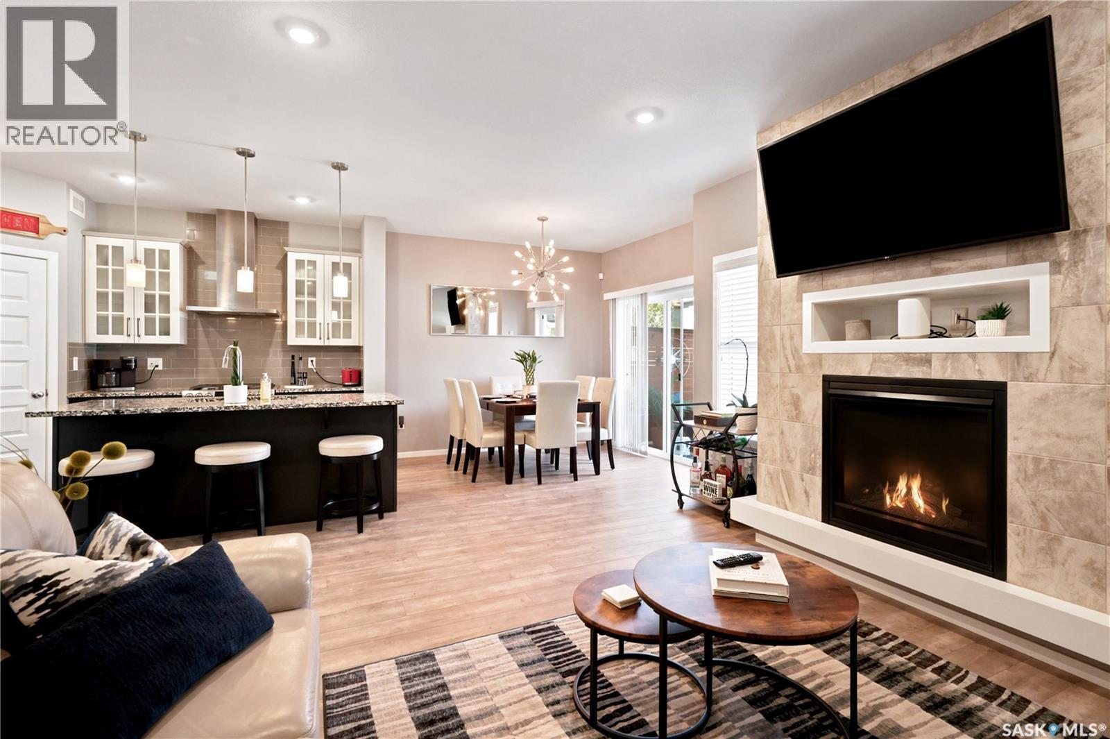 211 Dagnone Lane, Saskatoon, SK