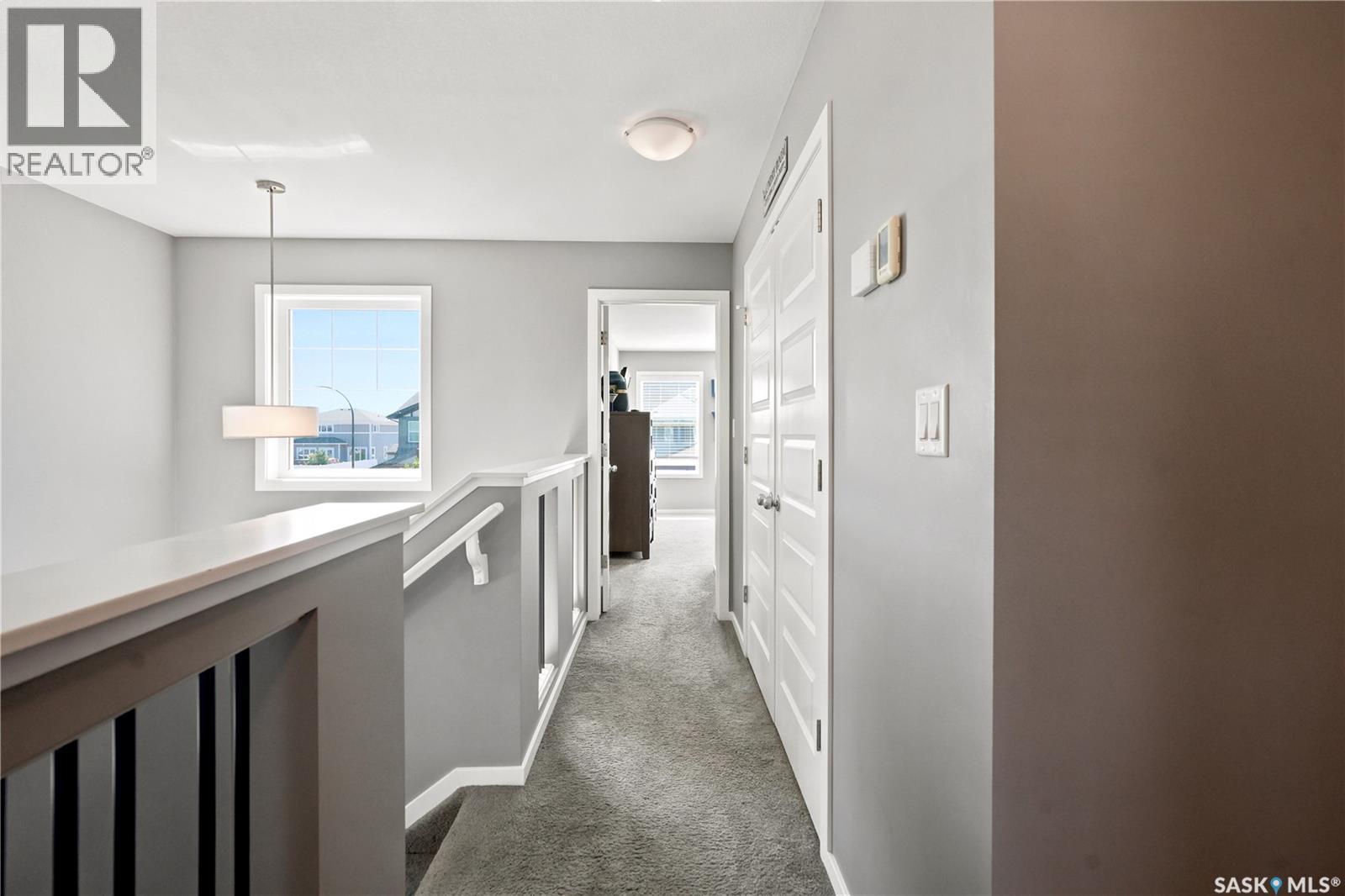 211 Dagnone Lane, Saskatoon, SK