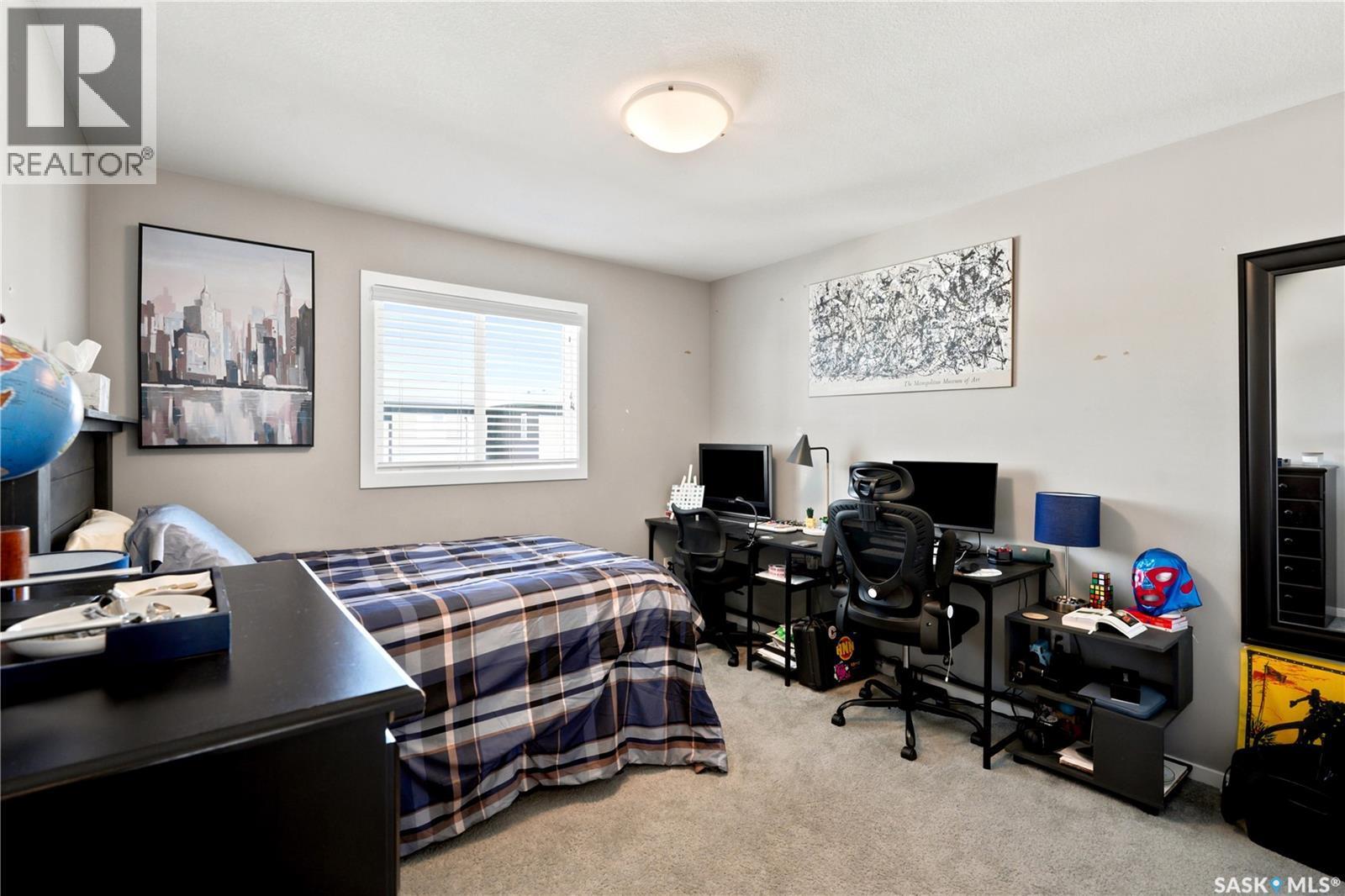 211 Dagnone Lane, Saskatoon, SK