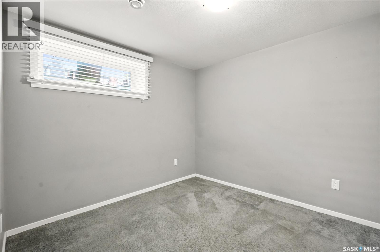 211 Dagnone Lane, Saskatoon, SK