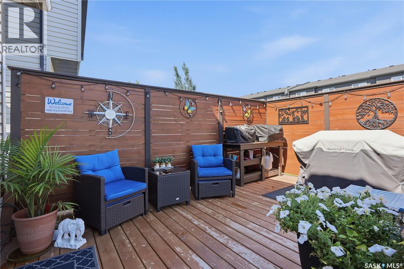 211 Dagnone Lane, Saskatoon, SK