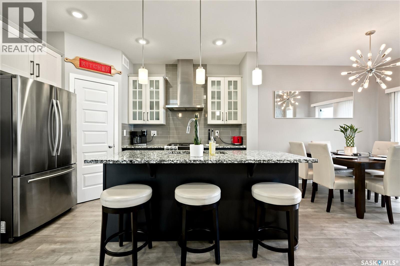 211 Dagnone Lane, Saskatoon, SK
