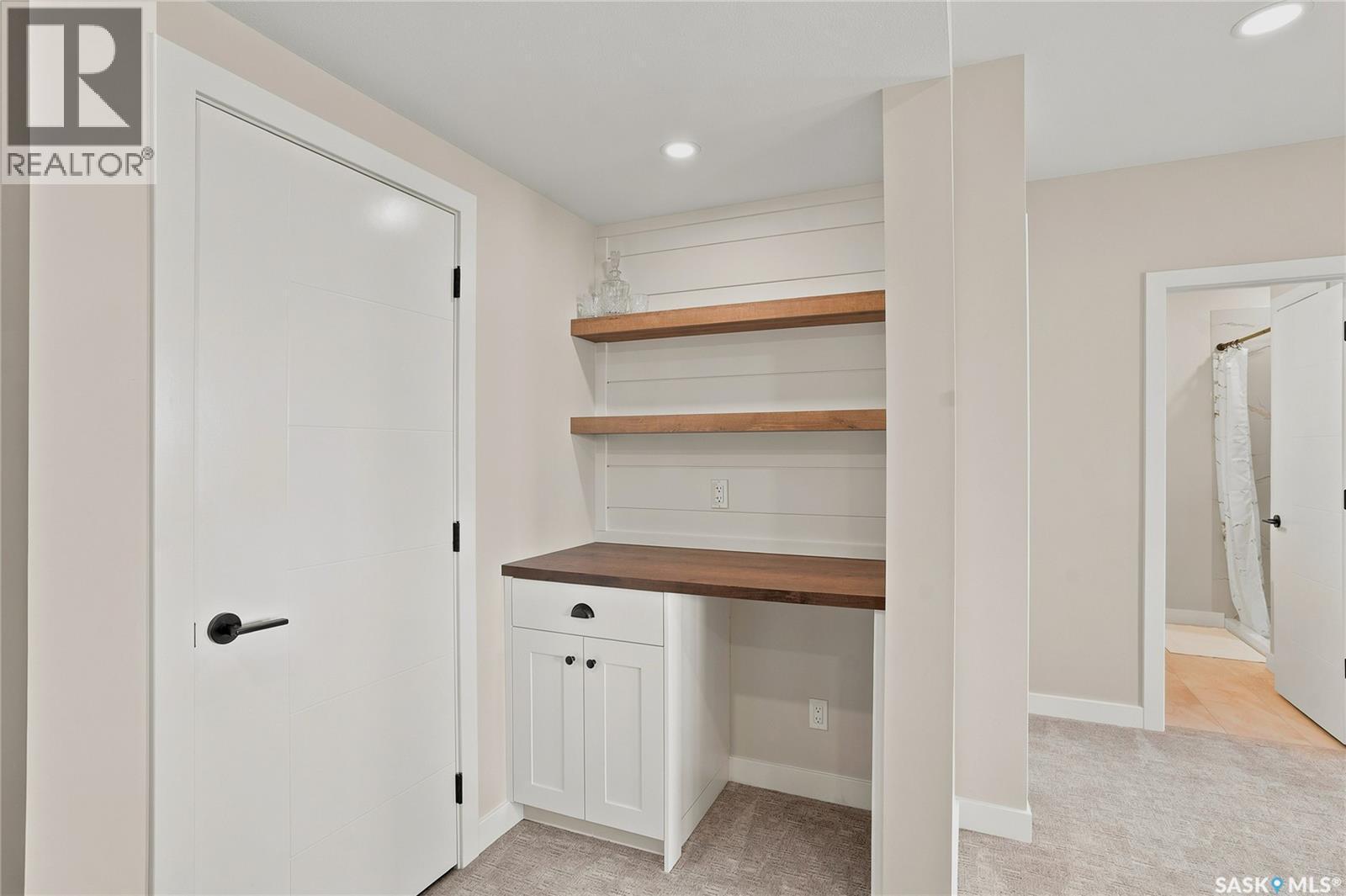 627 Fast Crescent, Saskatoon, SK