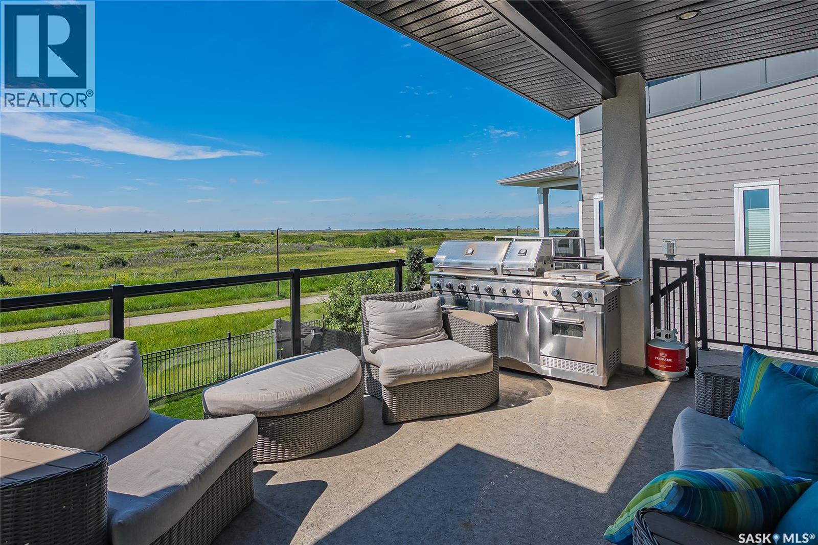 627 Fast Crescent, Saskatoon, SK