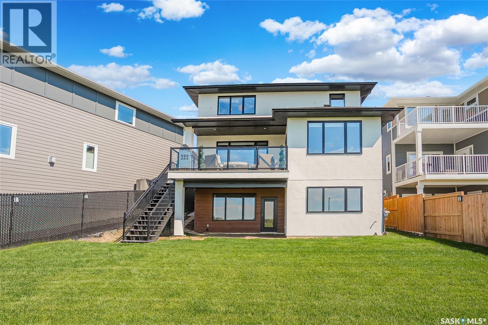 627 Fast Crescent, Saskatoon, SK