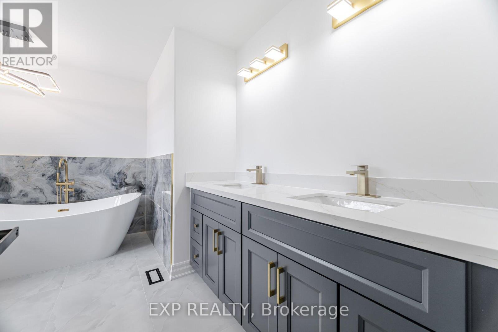 2417 Orchard Road, Burlington, ON