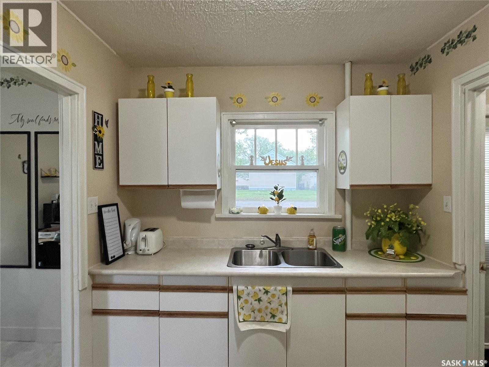 1501 3Rd Street, Estevan, SK