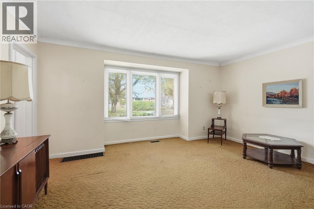 34 Eaton Place, Hamilton, ON - Indoor