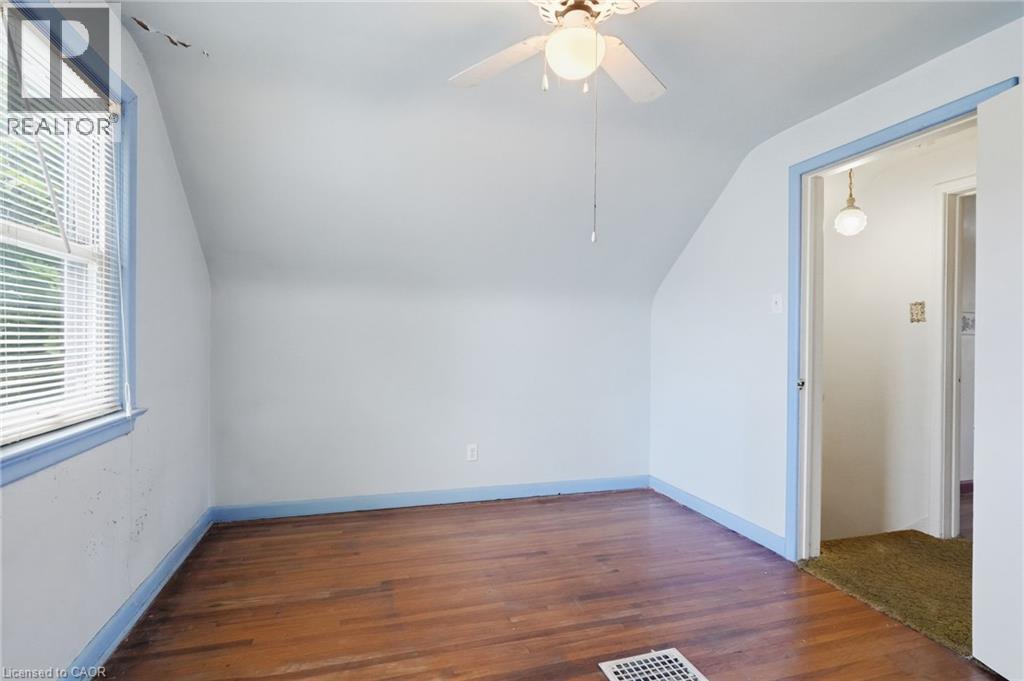 34 Eaton Place, Hamilton, ON - Indoor Photo Showing Other Room