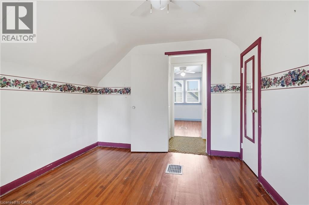 34 Eaton Place, Hamilton, ON - Indoor