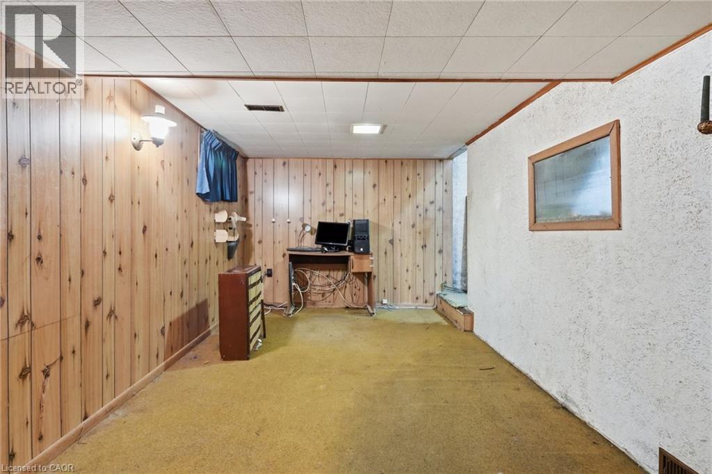 34 Eaton Place, Hamilton, ON - Indoor Photo Showing Other Room