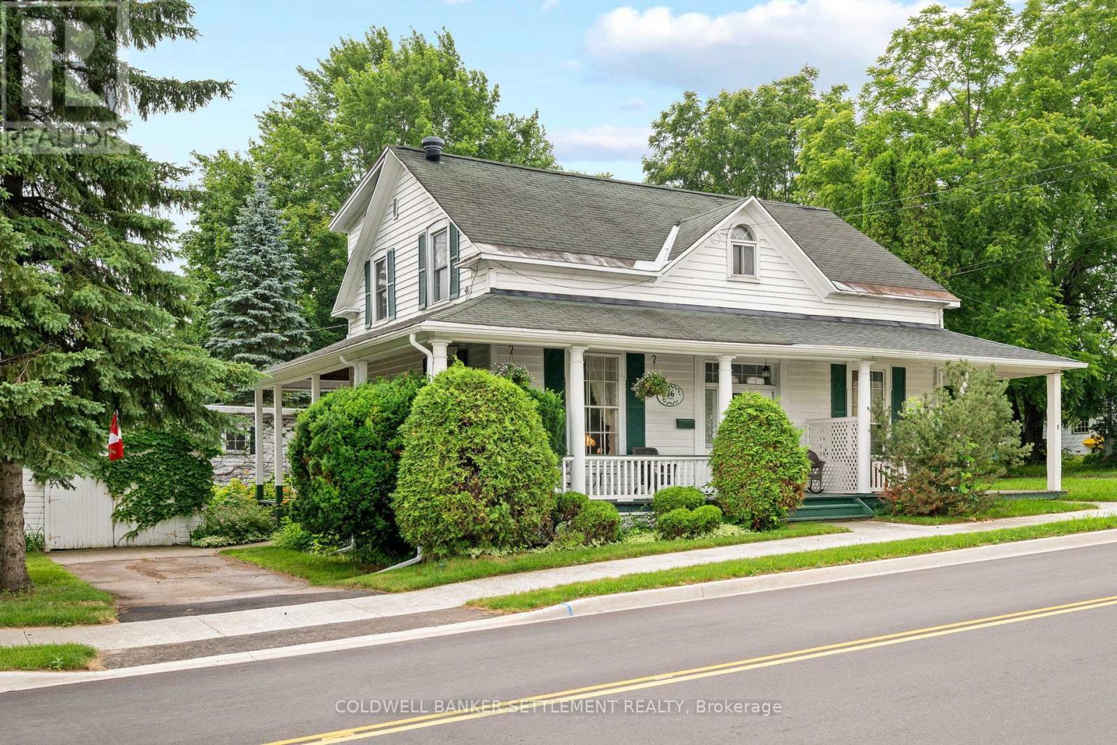 36 Craig Street, Perth, ON - Outdoor With Facade