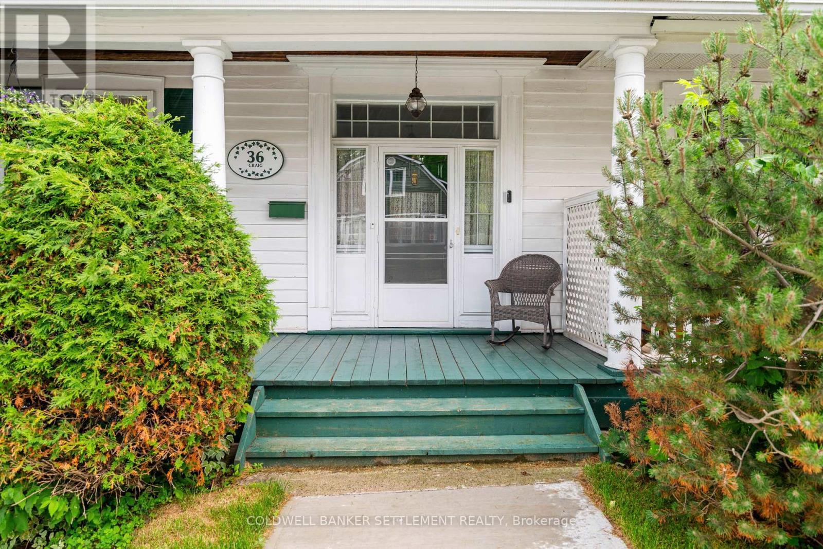 36 Craig Street, Perth, ON - Outdoor