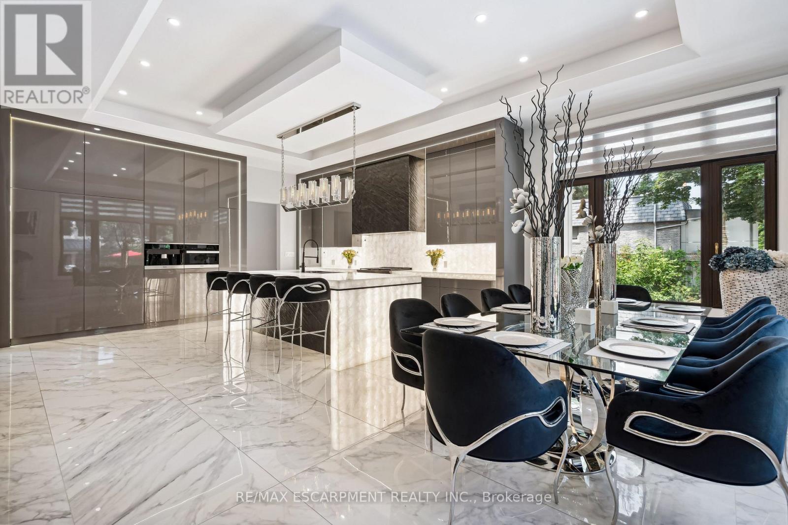 539 Old Poplar Row, Mississauga, ON - Indoor
