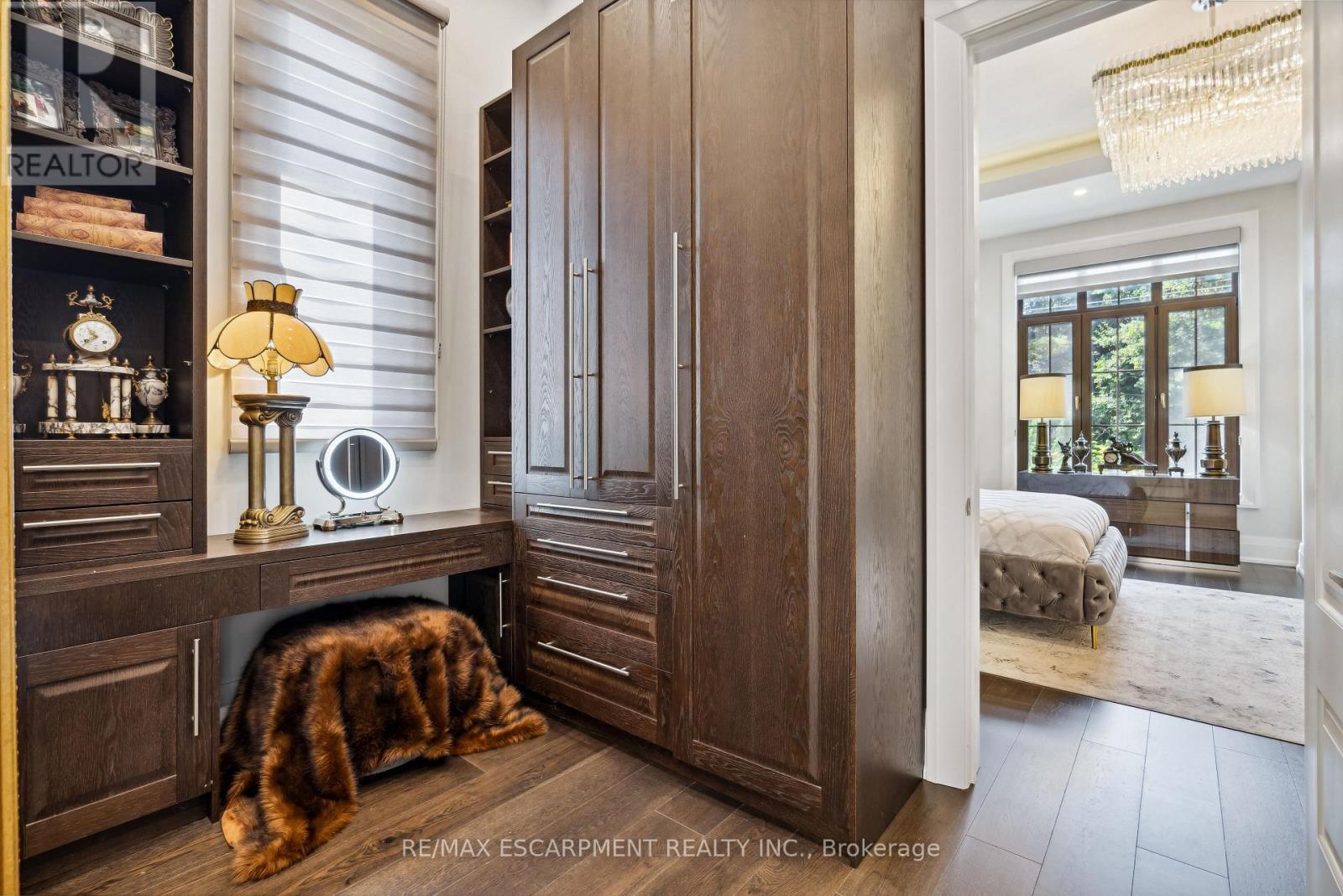 539 Old Poplar Row, Mississauga, ON - Indoor Photo Showing Other Room