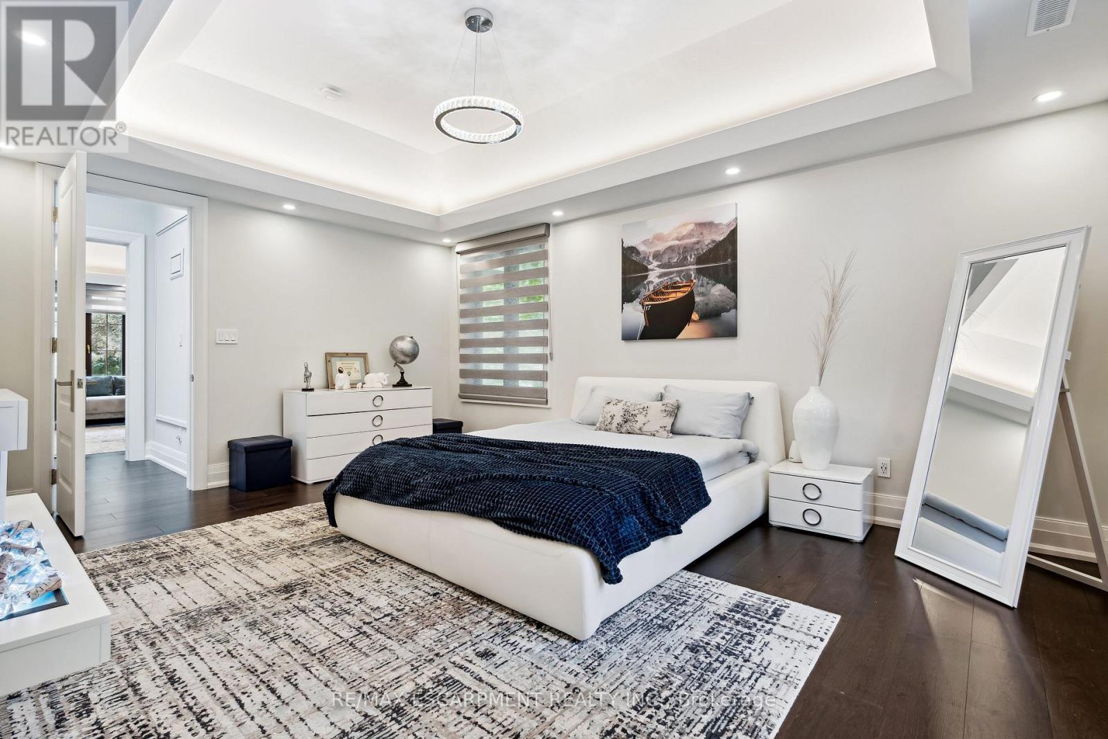 539 Old Poplar Row, Mississauga, ON - Indoor Photo Showing Bedroom