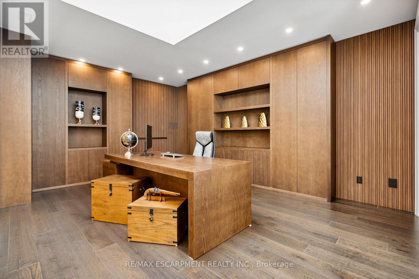 539 Old Poplar Row, Mississauga, ON - Indoor Photo Showing Office