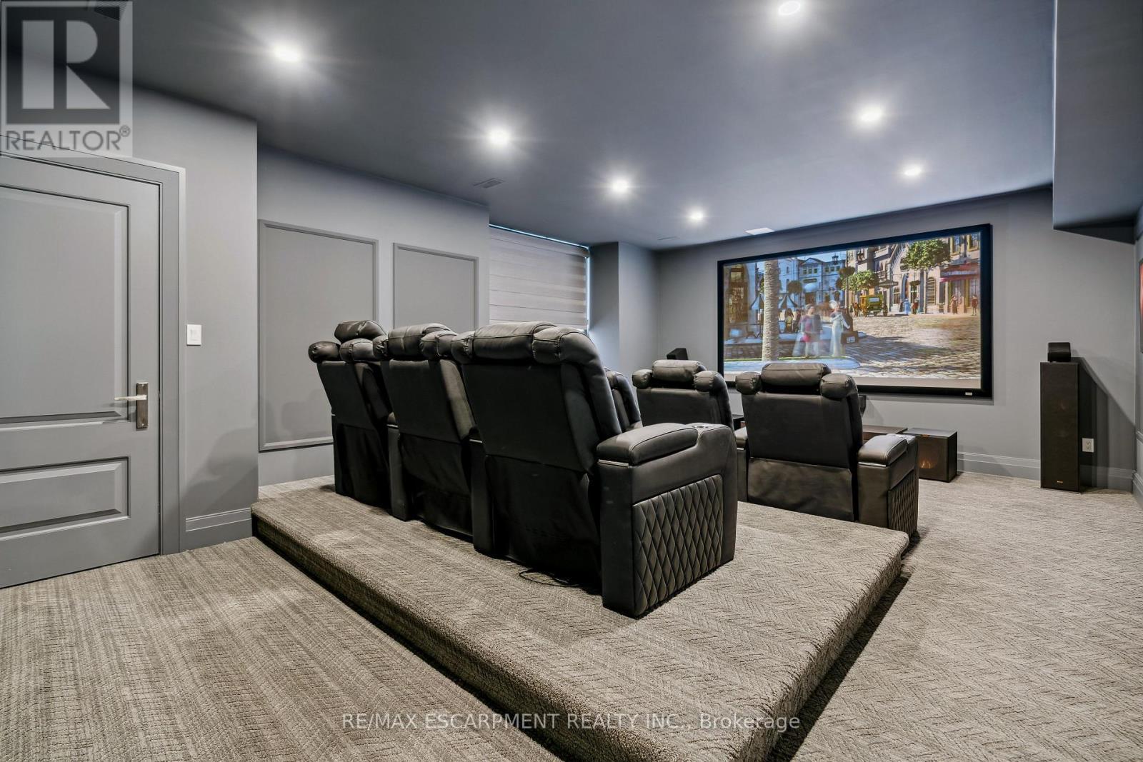 539 Old Poplar Row, Mississauga, ON - Indoor Photo Showing Other Room