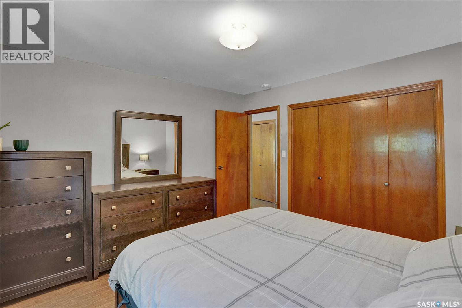 1330 Courtney Street, Regina, SK