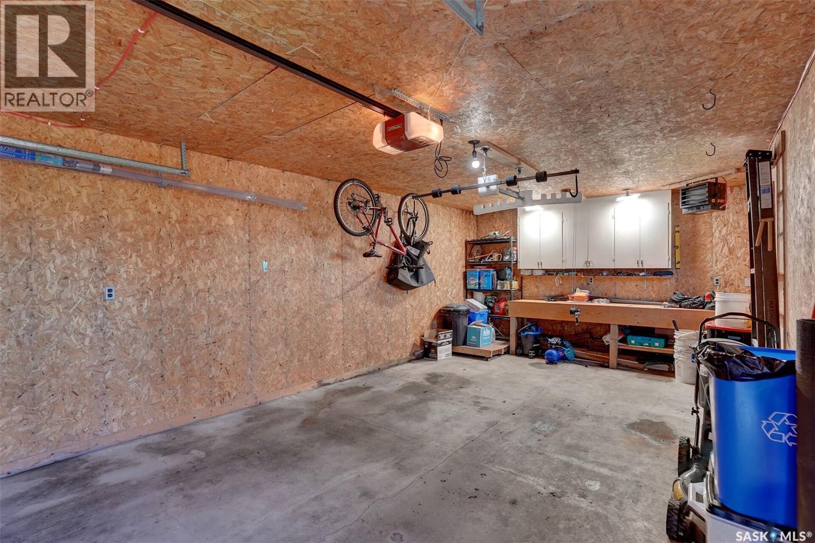 1330 Courtney Street, Regina, SK