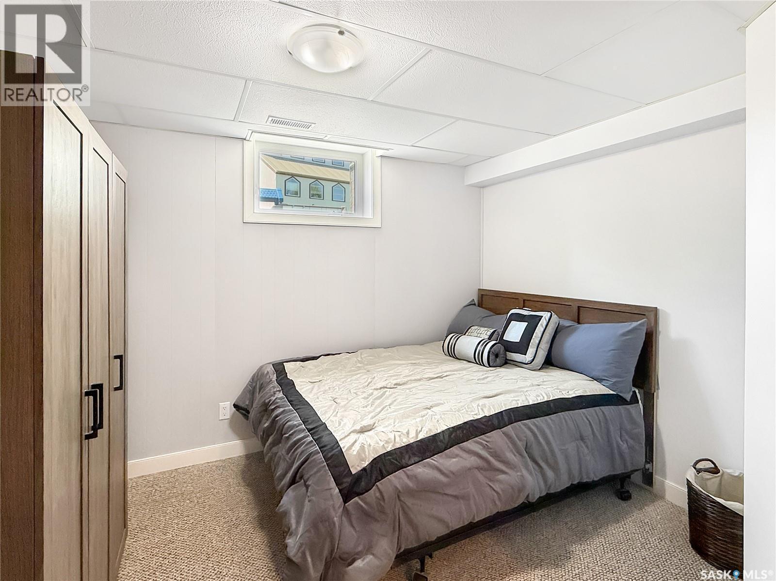 303 3Rd Avenue E, Debden, SK