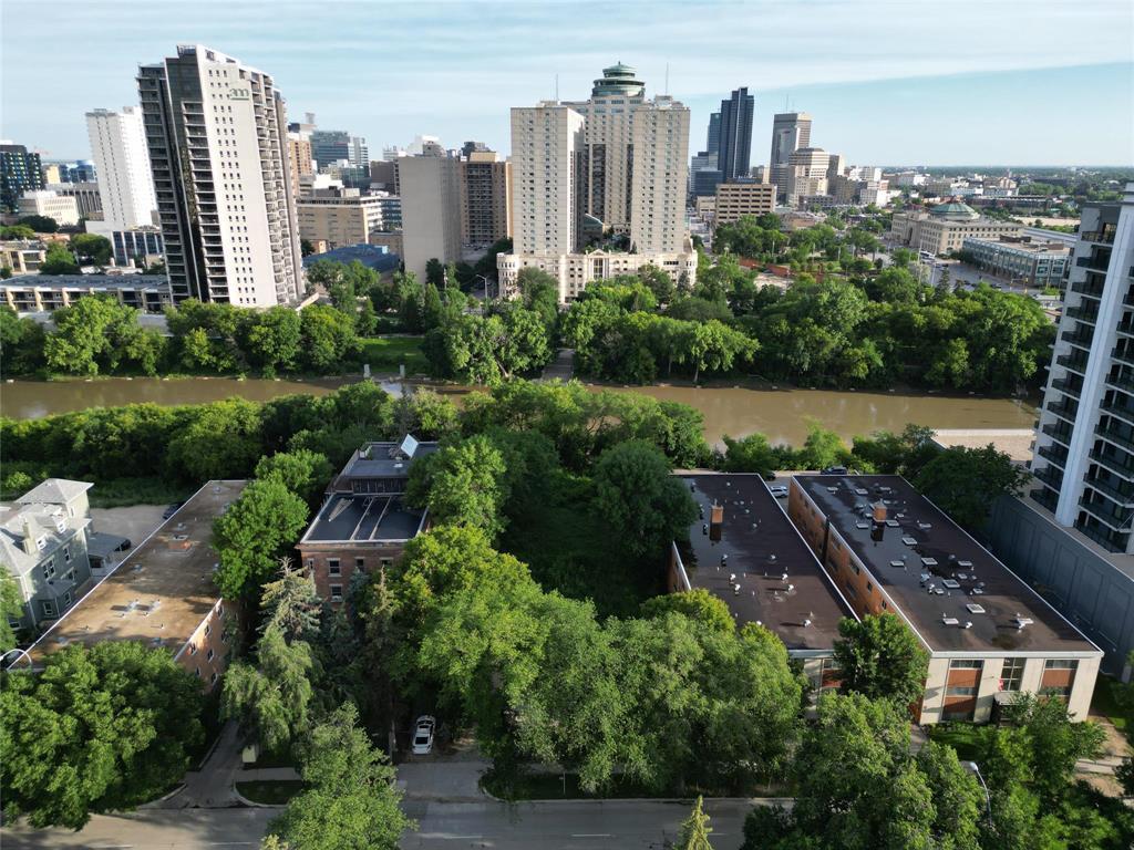 123 Mayfair Avenue, Winnipeg, MB