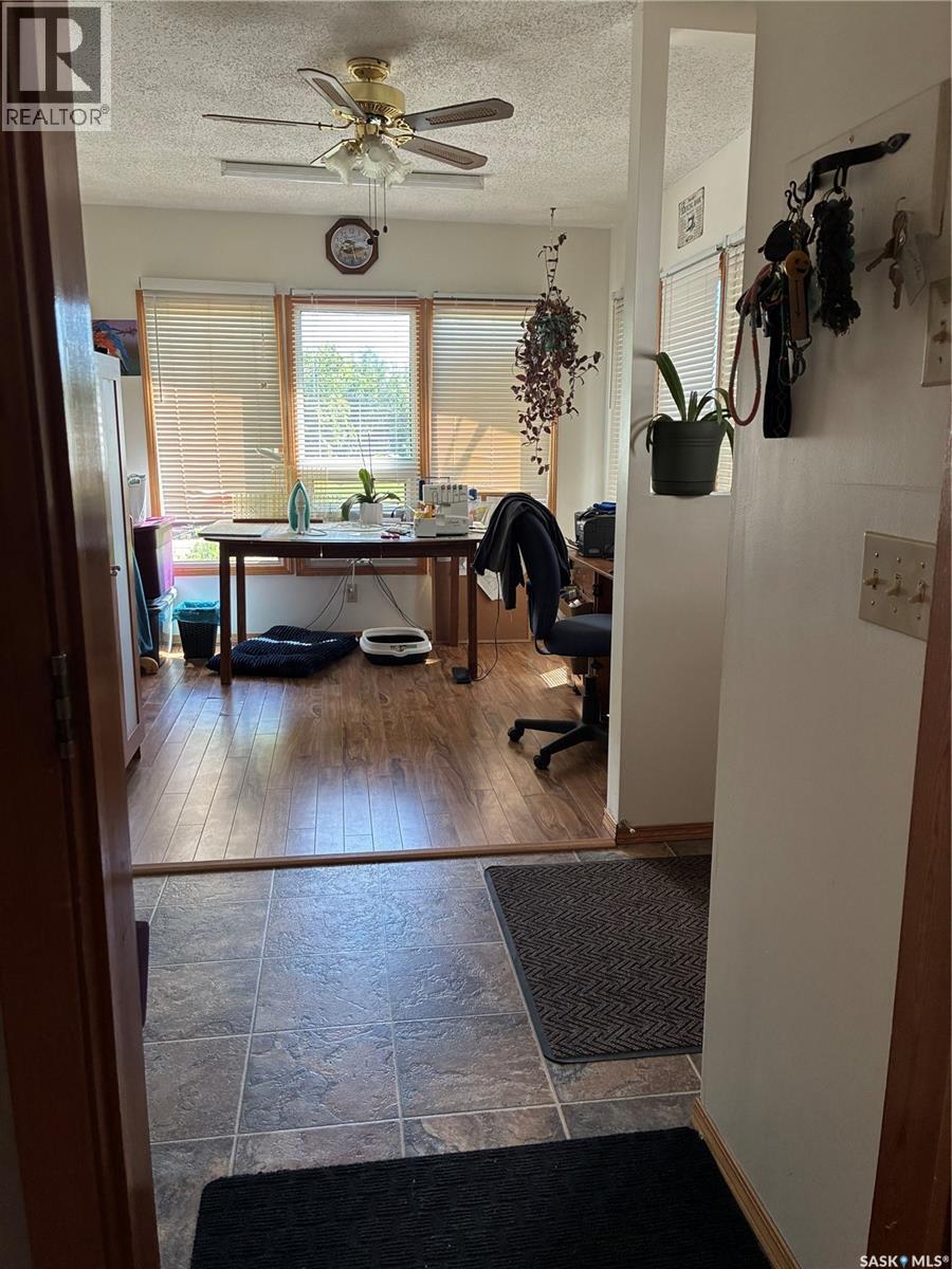 712 M Avenue, Perdue, SK - Indoor Photo Showing Other Room