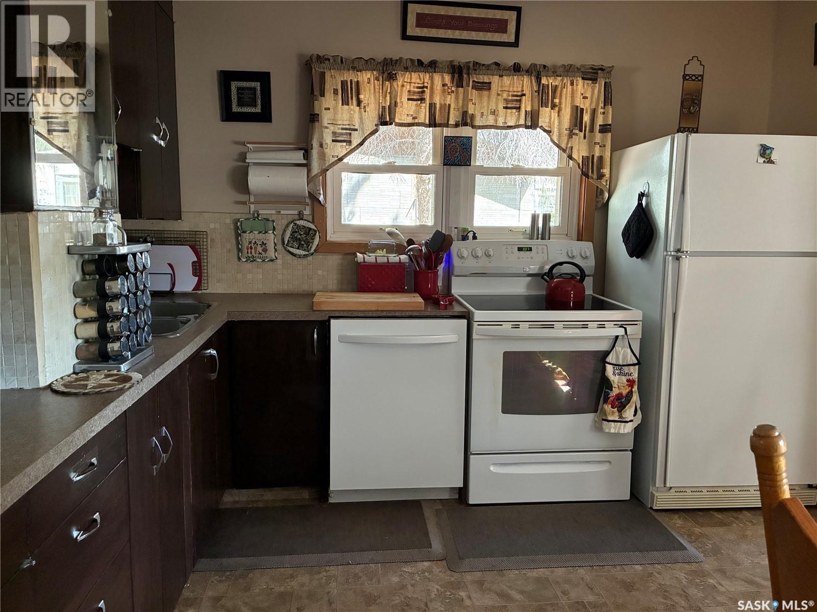 712 M Avenue, Perdue, SK - Indoor