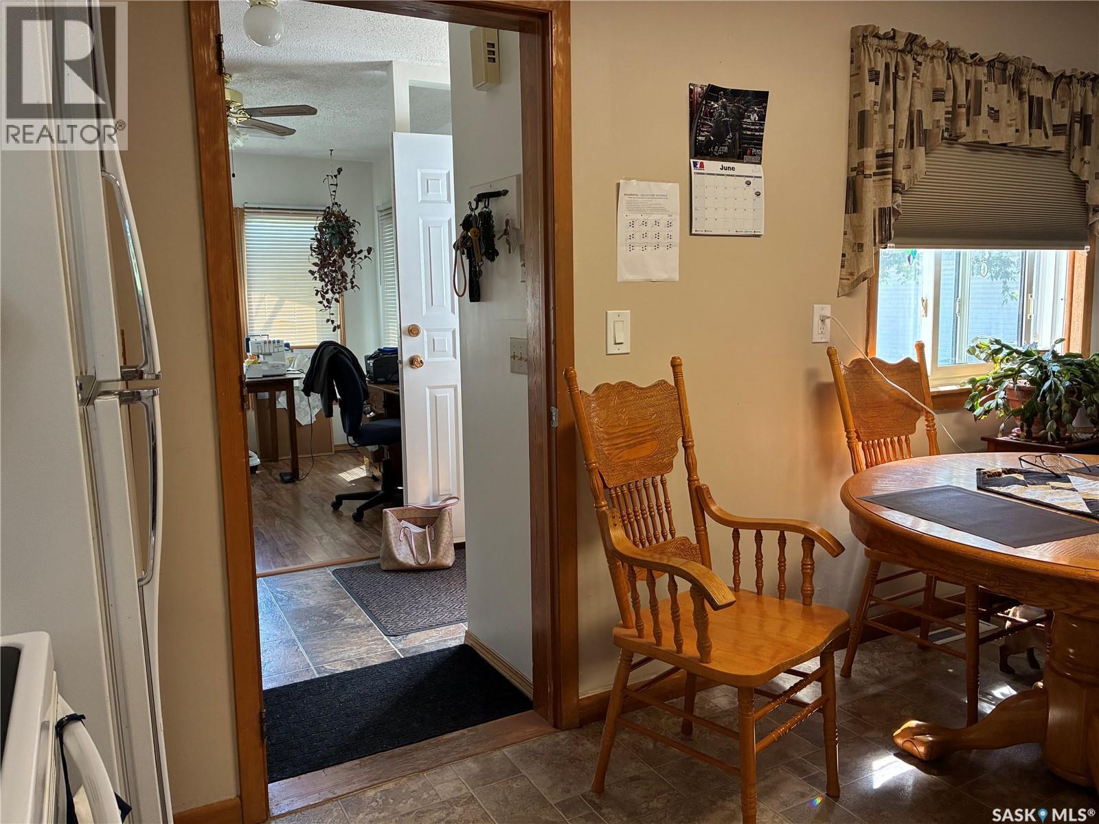712 M Avenue, Perdue, SK - Indoor