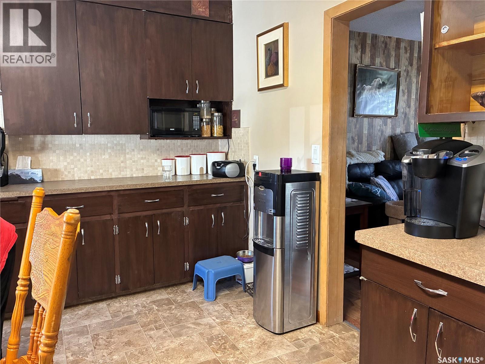 712 M Avenue, Perdue, SK - Indoor Photo Showing Kitchen