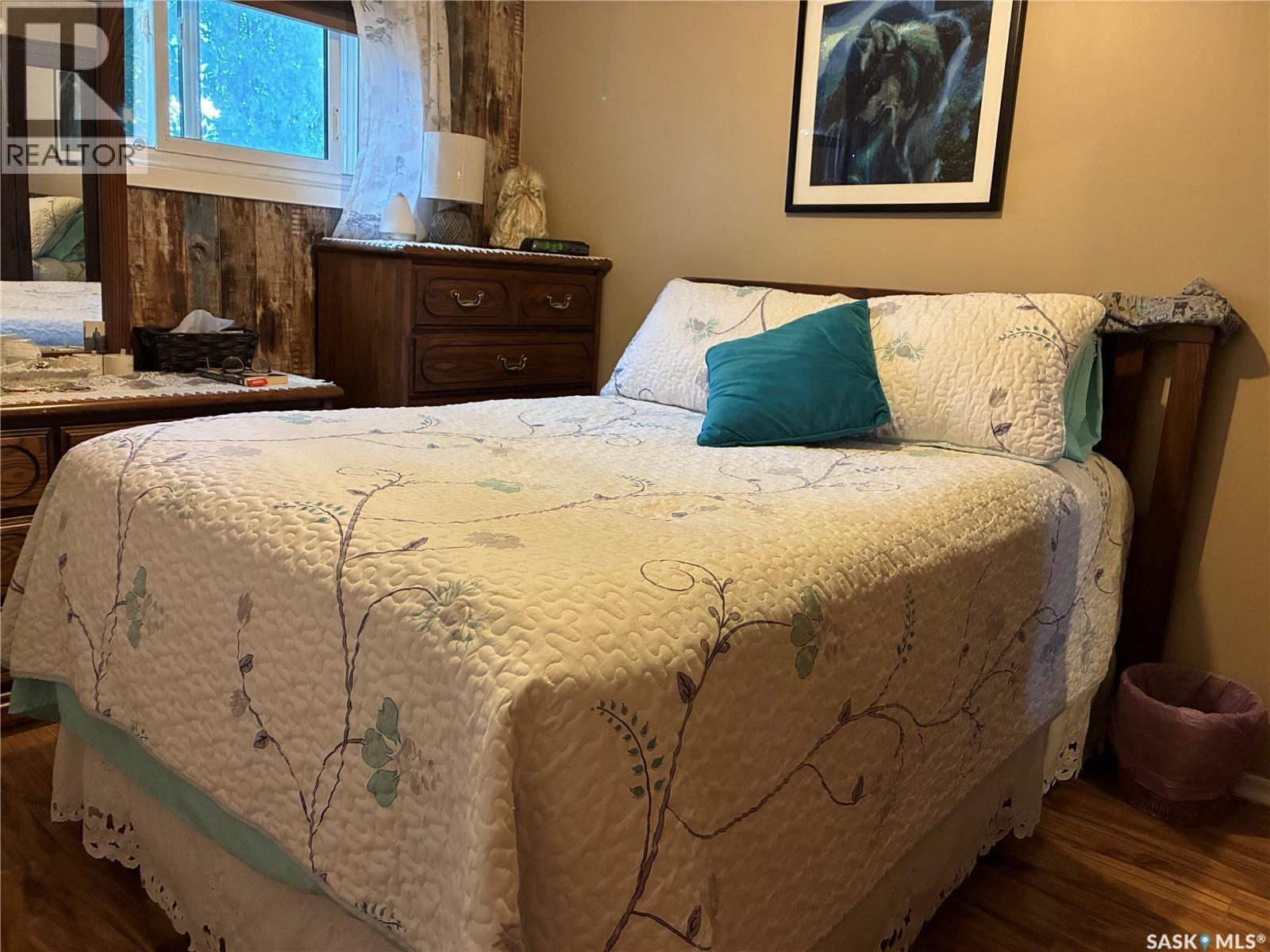 712 M Avenue, Perdue, SK - Indoor Photo Showing Bedroom